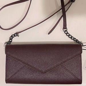 NEW Rebecca Minkoff Cleo Wallet on chain